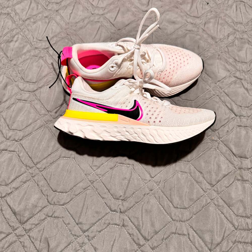 Nike React Infinity Run Flyknit 2 Rawdacious DJ5395-100 - Picture 3 of 8